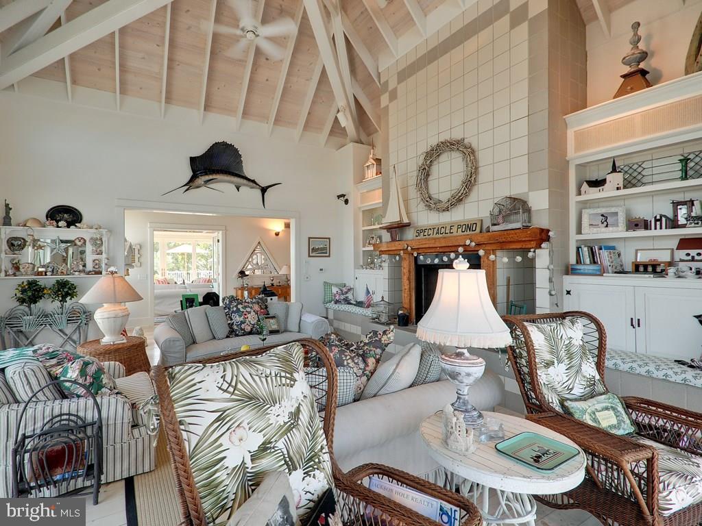 INDIAN BEACH - Residential