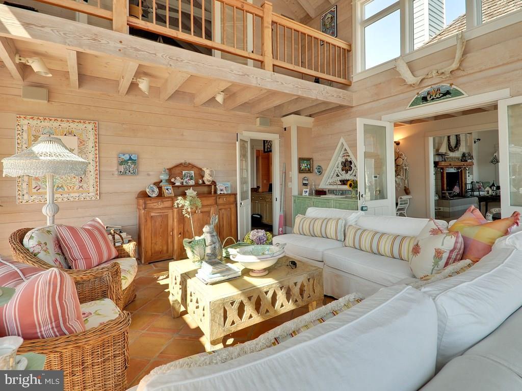 INDIAN BEACH - Residential