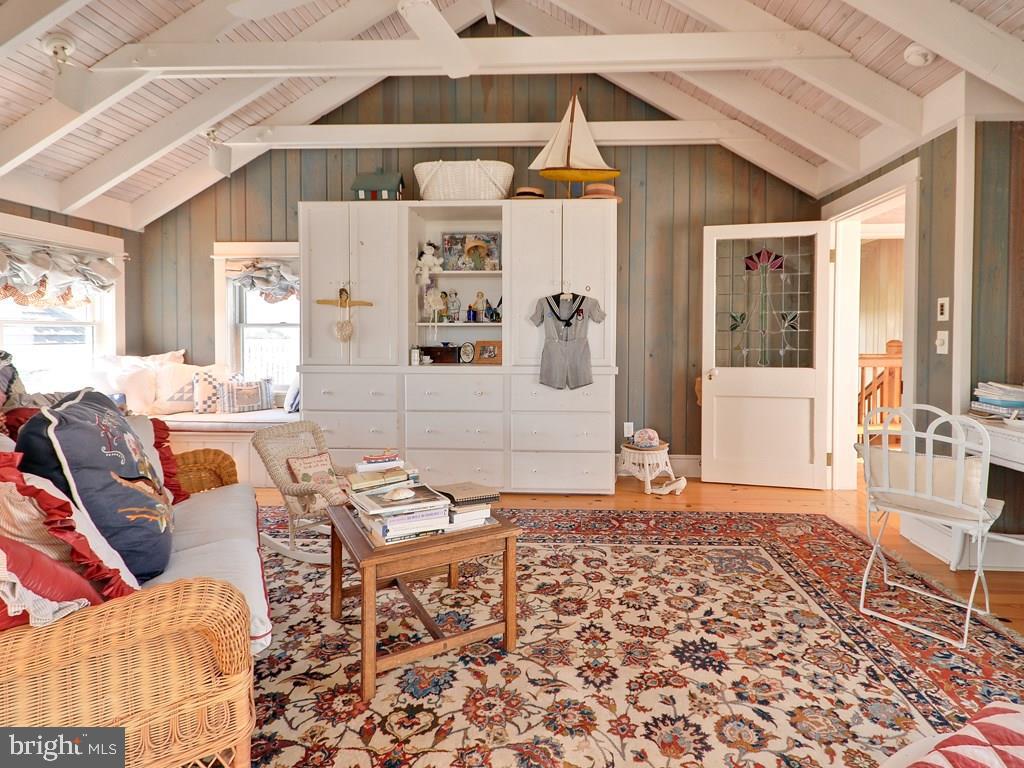 INDIAN BEACH - Residential