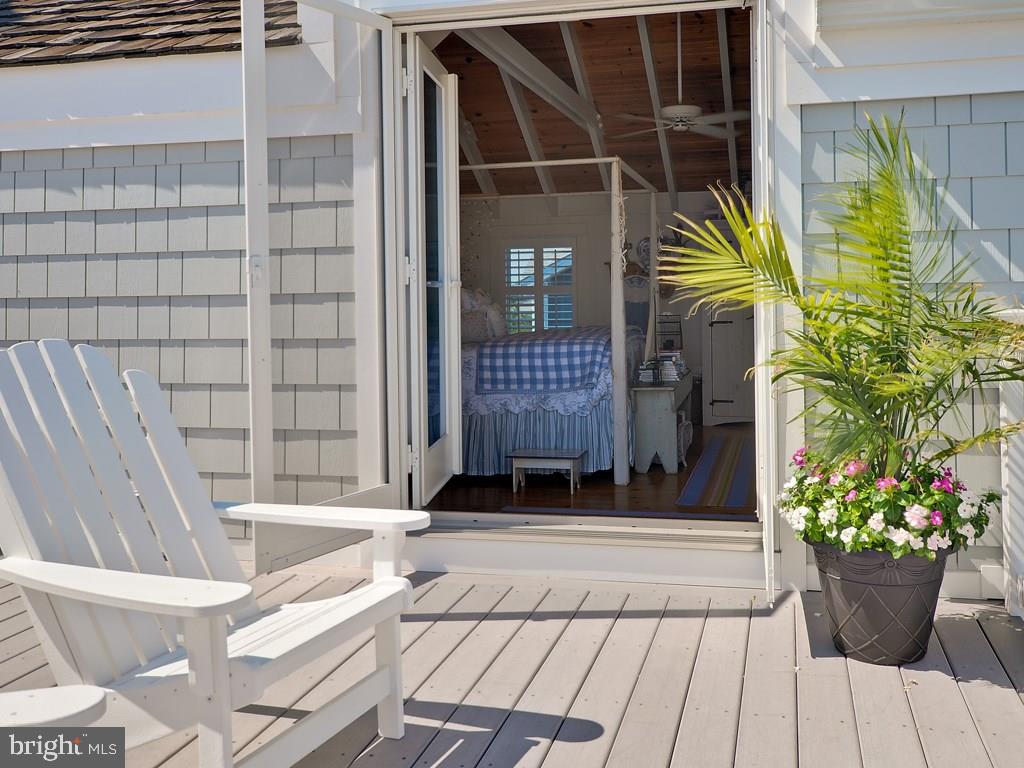 INDIAN BEACH - Residential