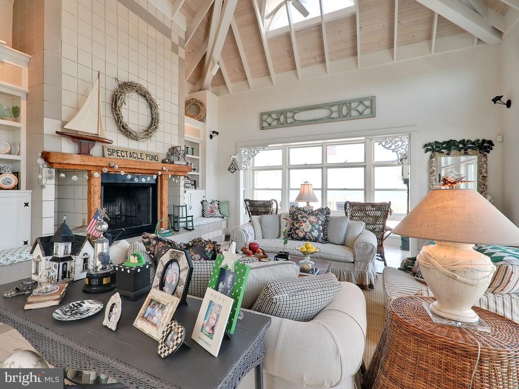 INDIAN BEACH - Residential