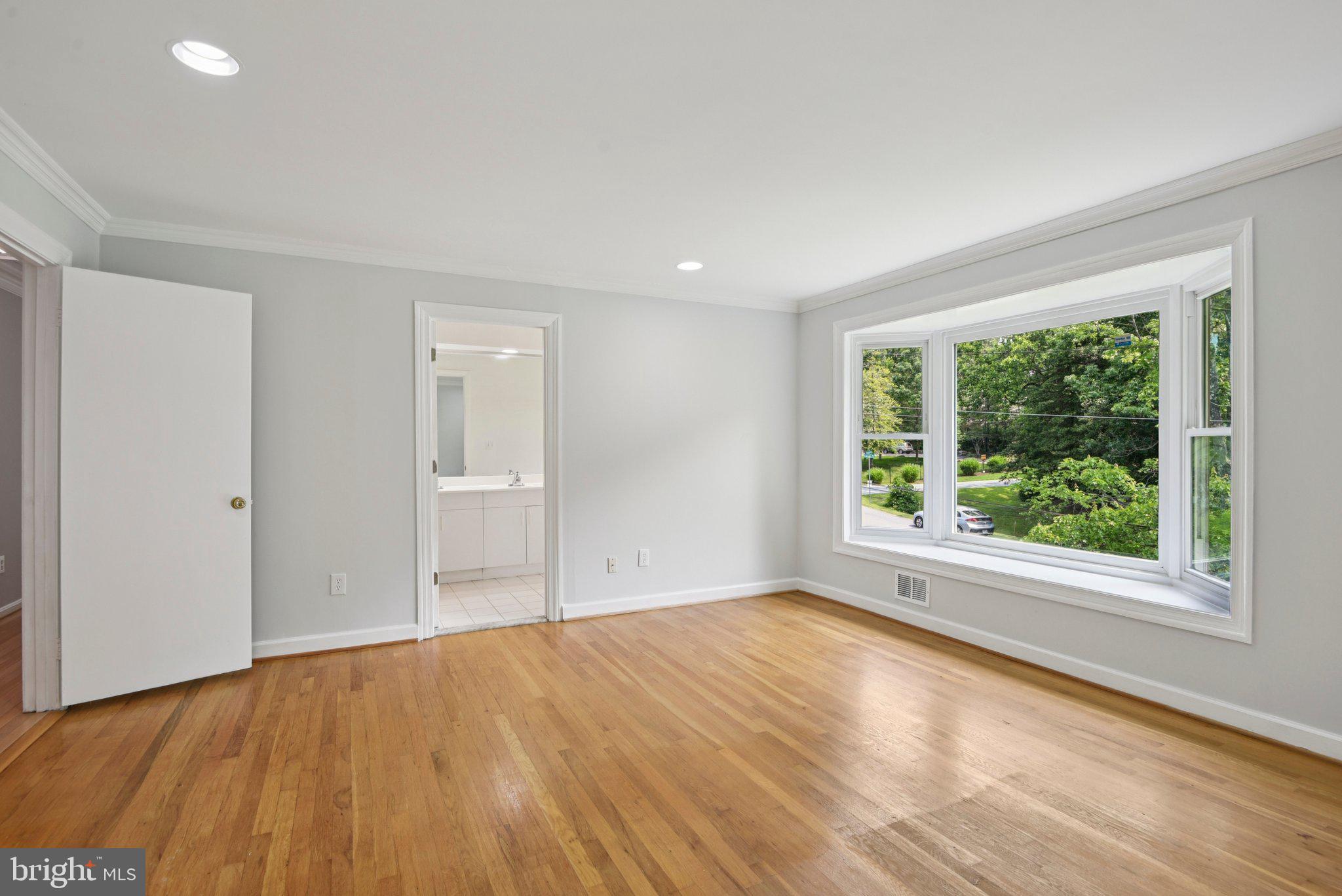 WILLIAMSBURG ESTATES - Residential Lease