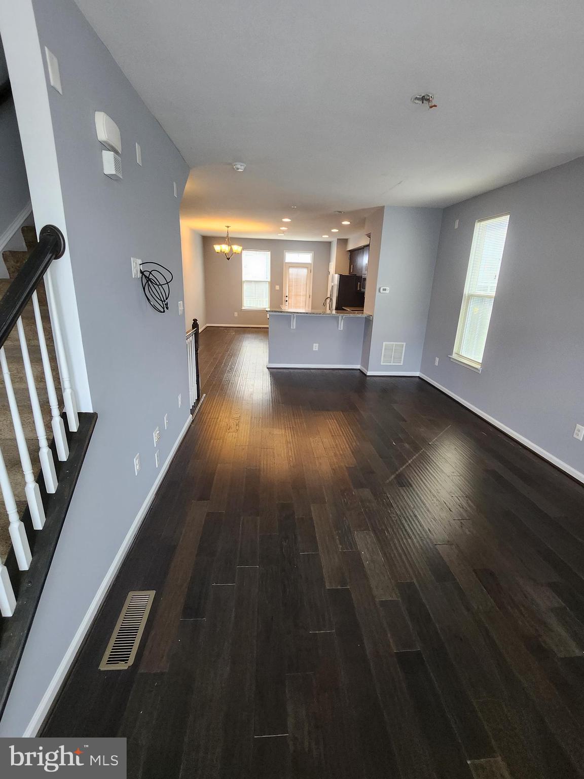 CREEKSIDE VILLAGE - Residential Lease