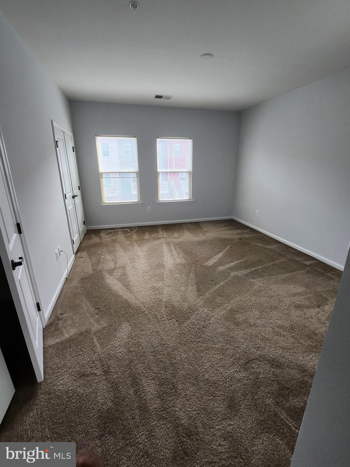 CREEKSIDE VILLAGE - Residential Lease