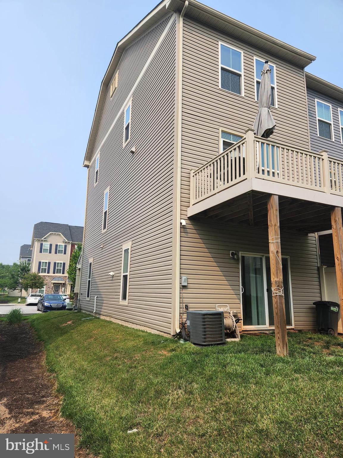 CREEKSIDE VILLAGE - Residential Lease