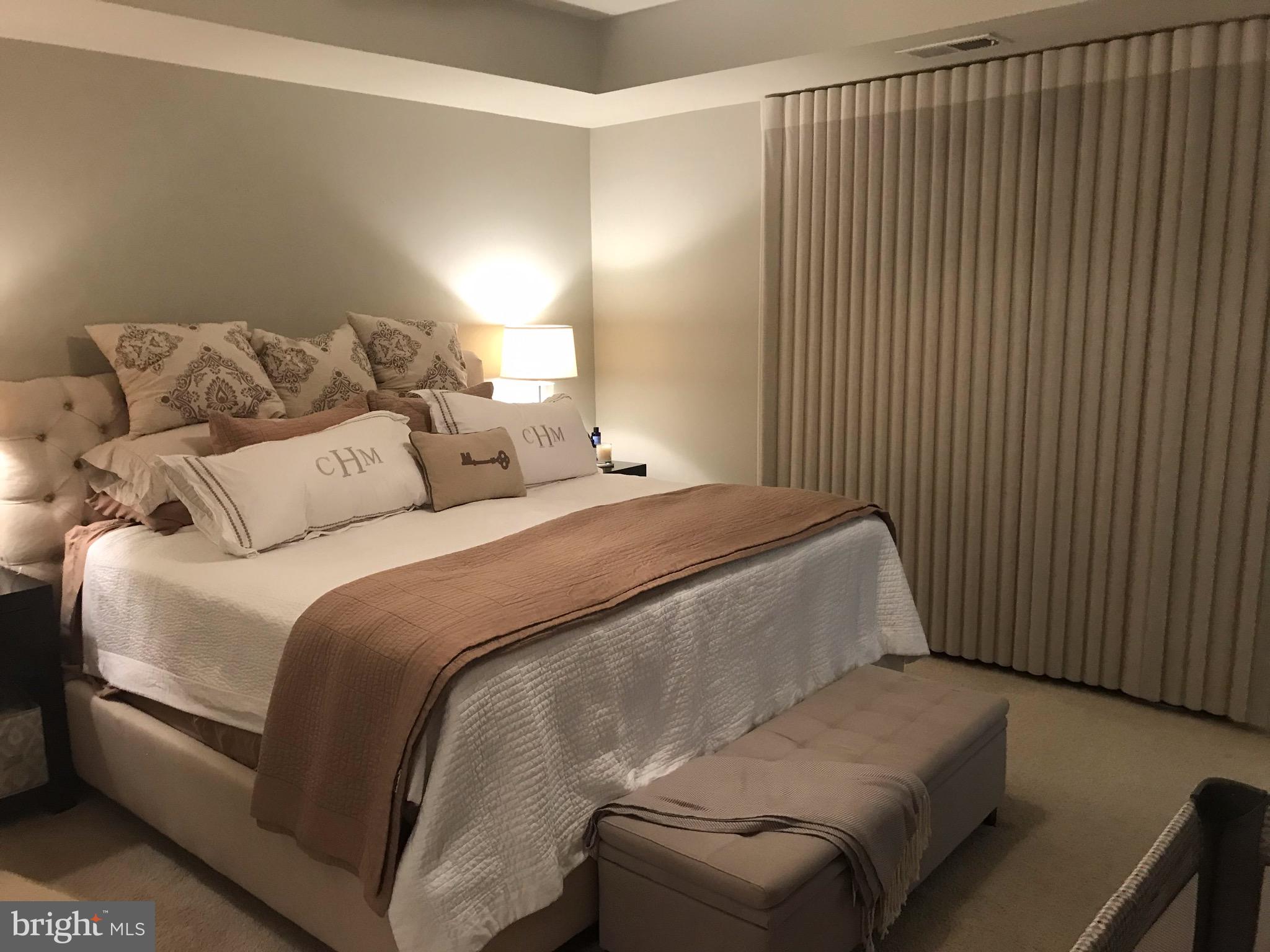 DUKE CONDOMINIUM - Residential Lease