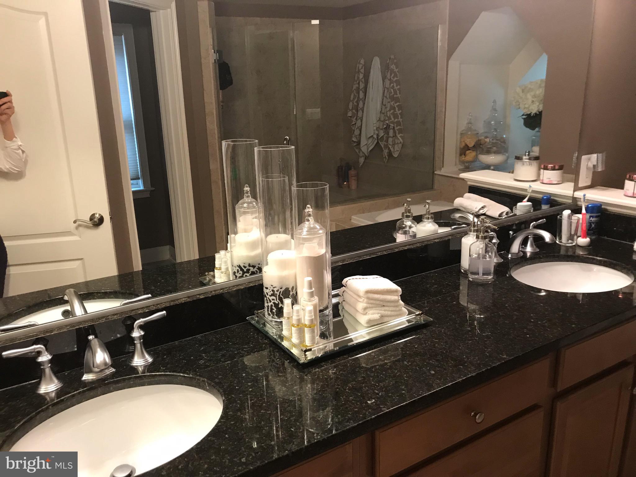 DUKE CONDOMINIUM - Residential Lease