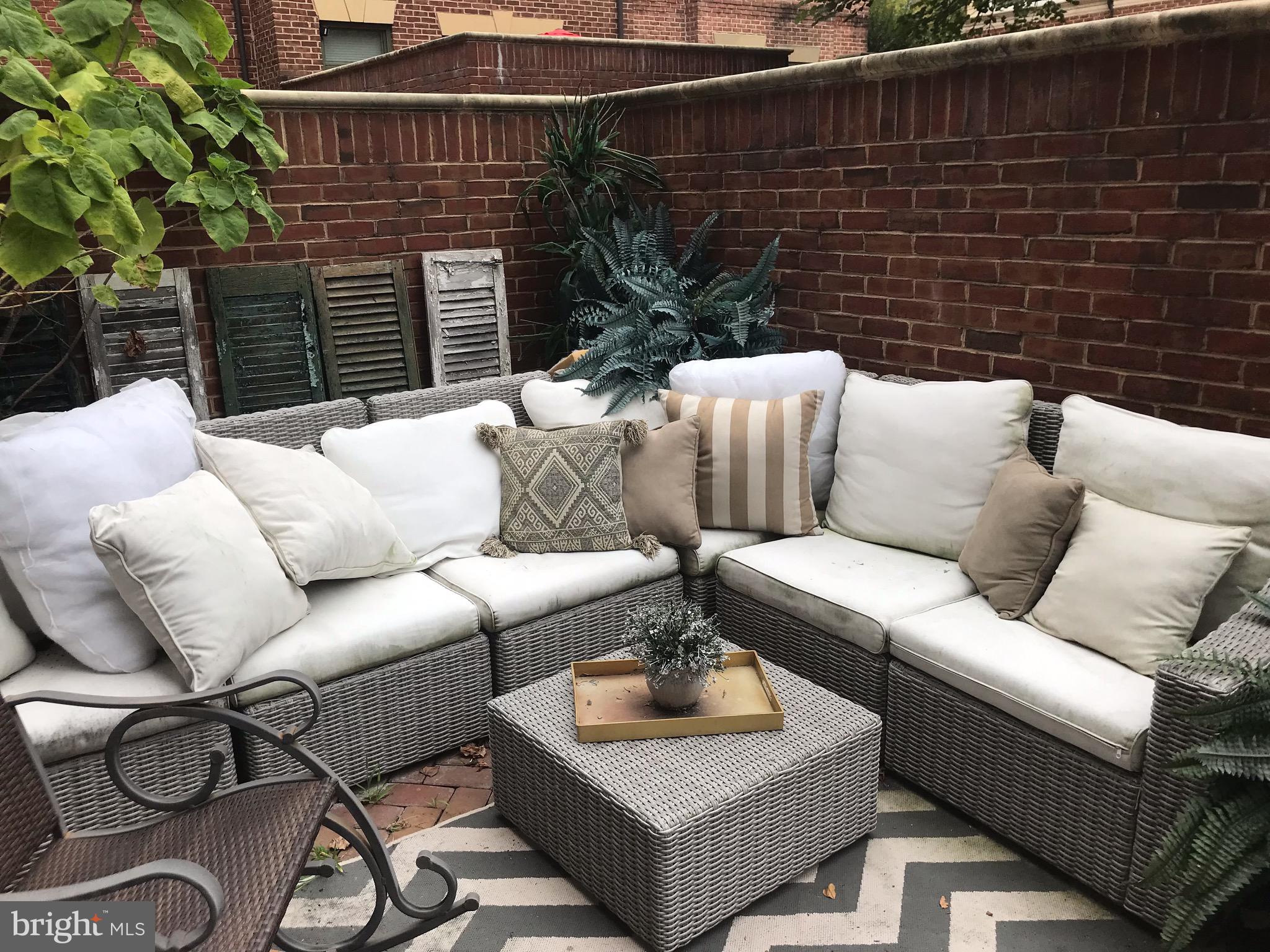 DUKE CONDOMINIUM - Residential Lease