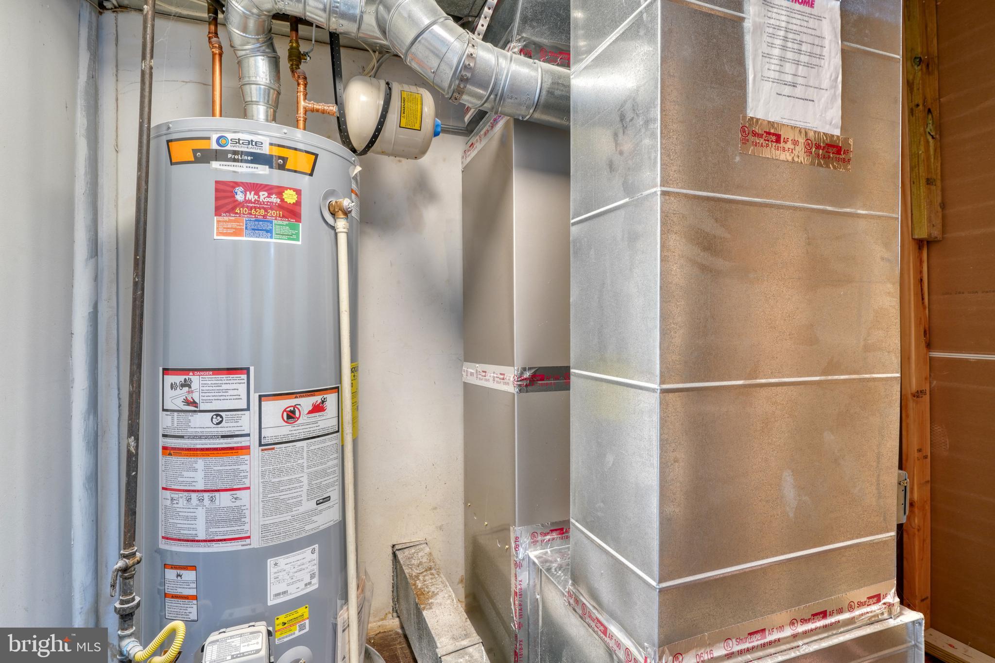 WESTVIEW PARK - Residential Lease