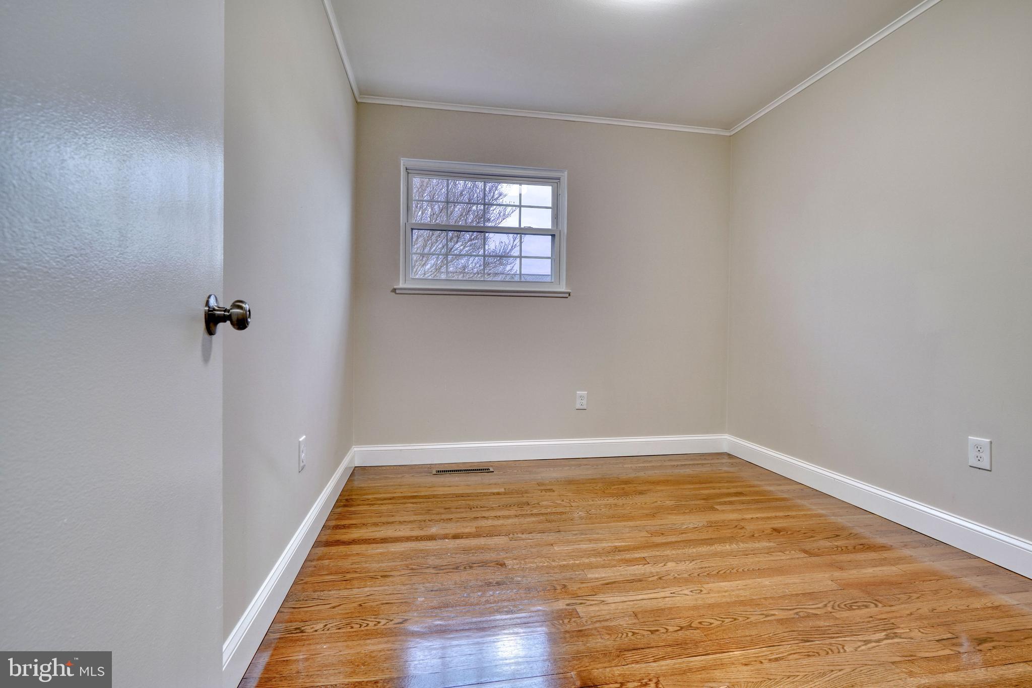 WESTVIEW PARK - Residential Lease