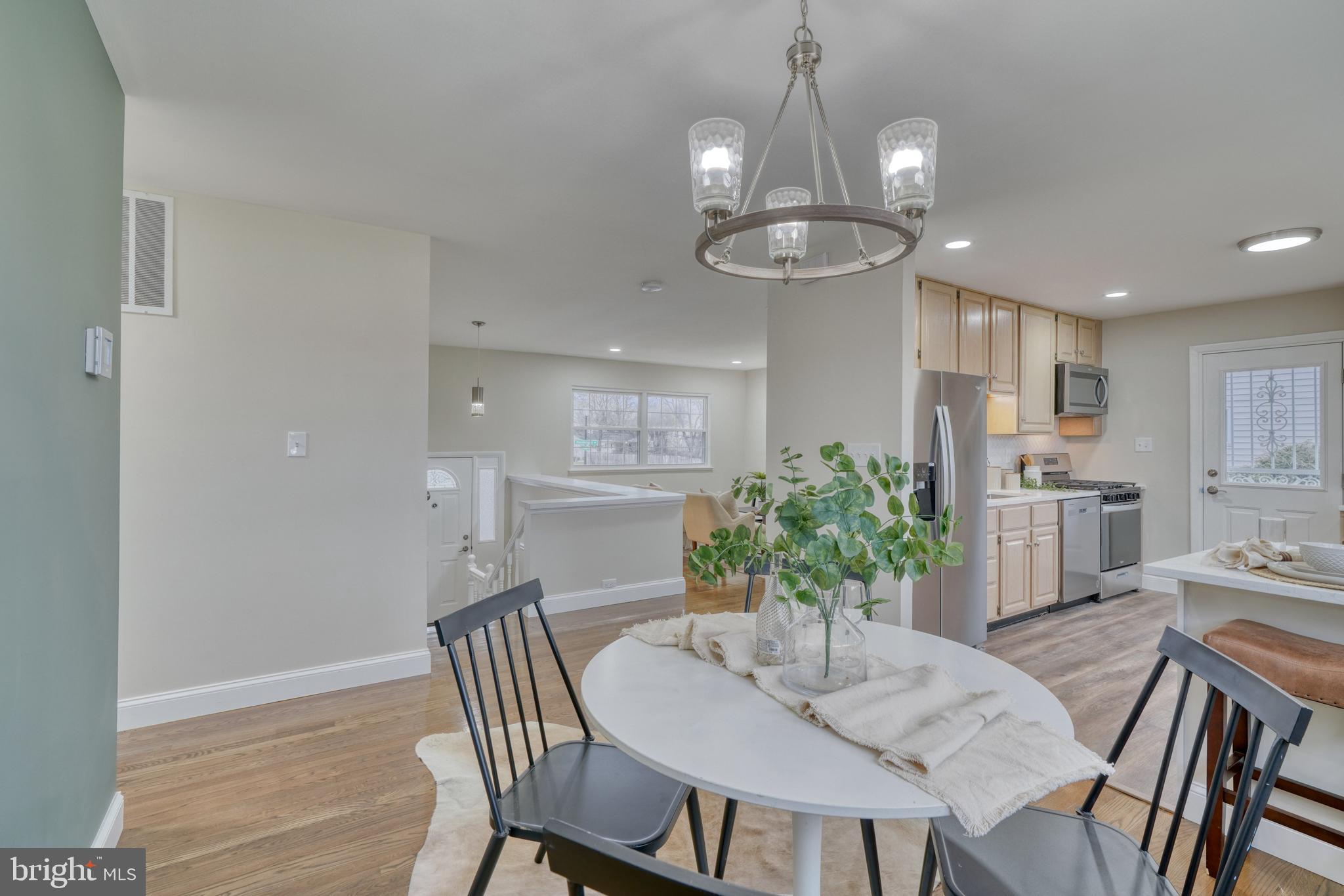 WESTVIEW PARK - Residential Lease