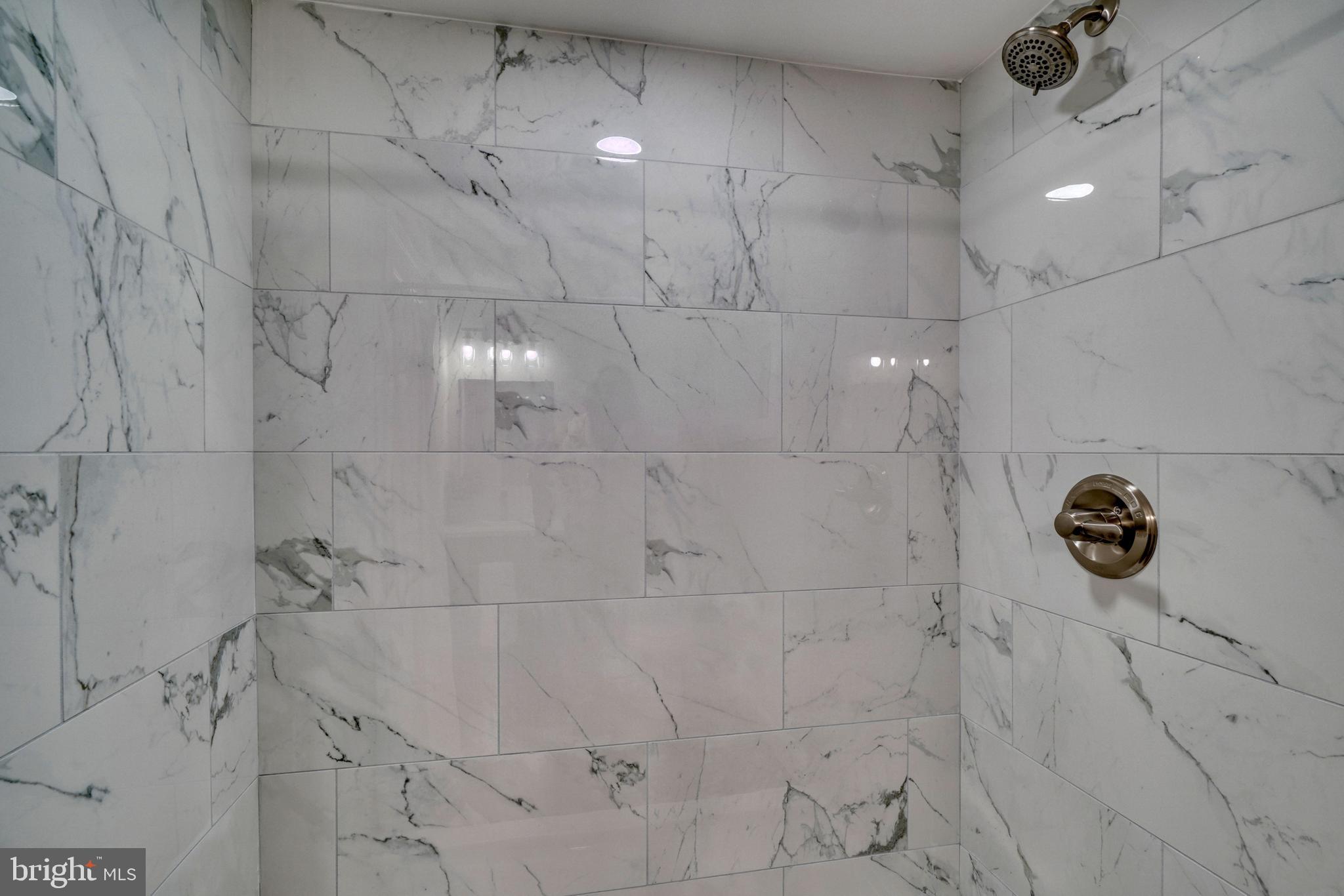 WESTVIEW PARK - Residential Lease