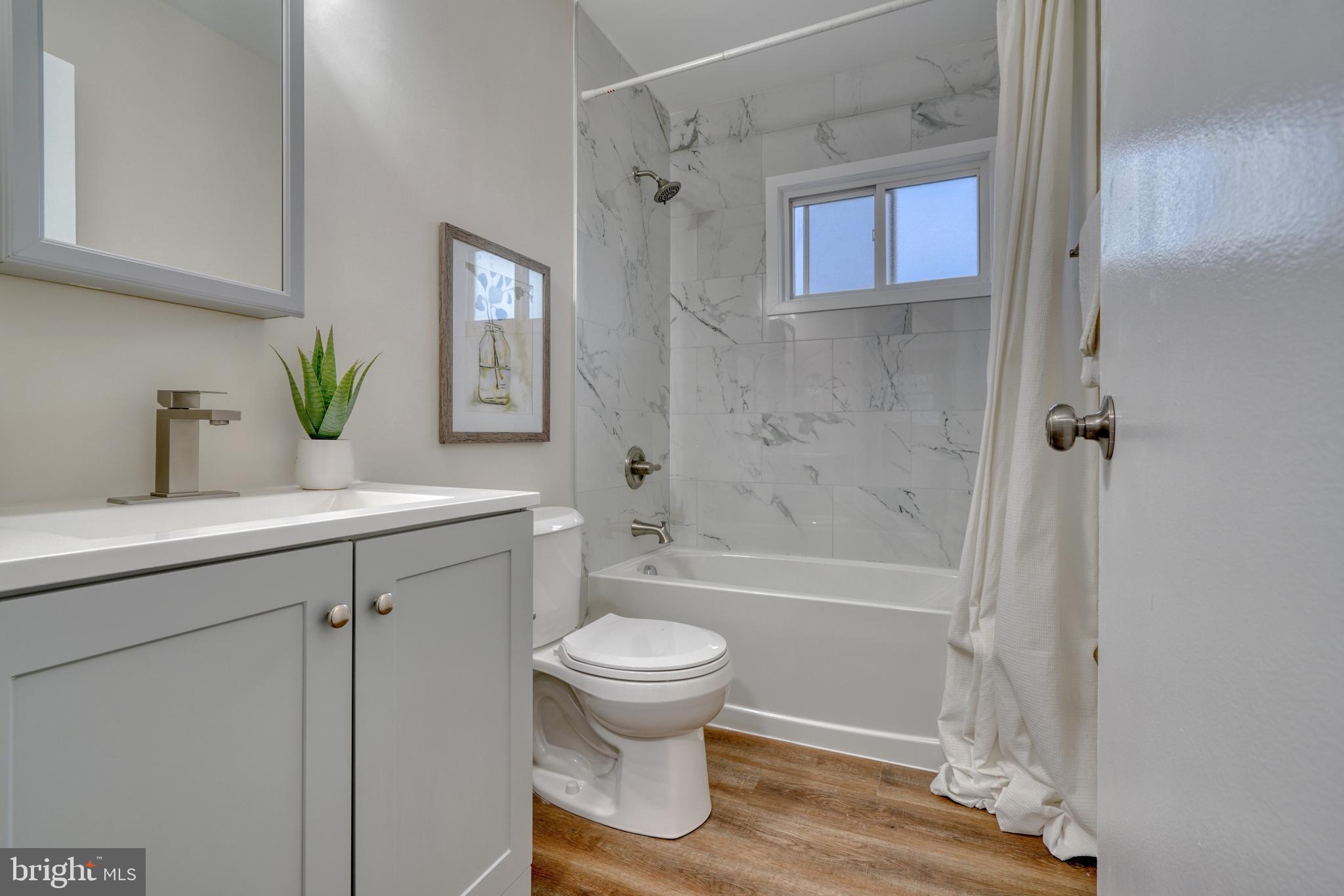 WESTVIEW PARK - Residential Lease