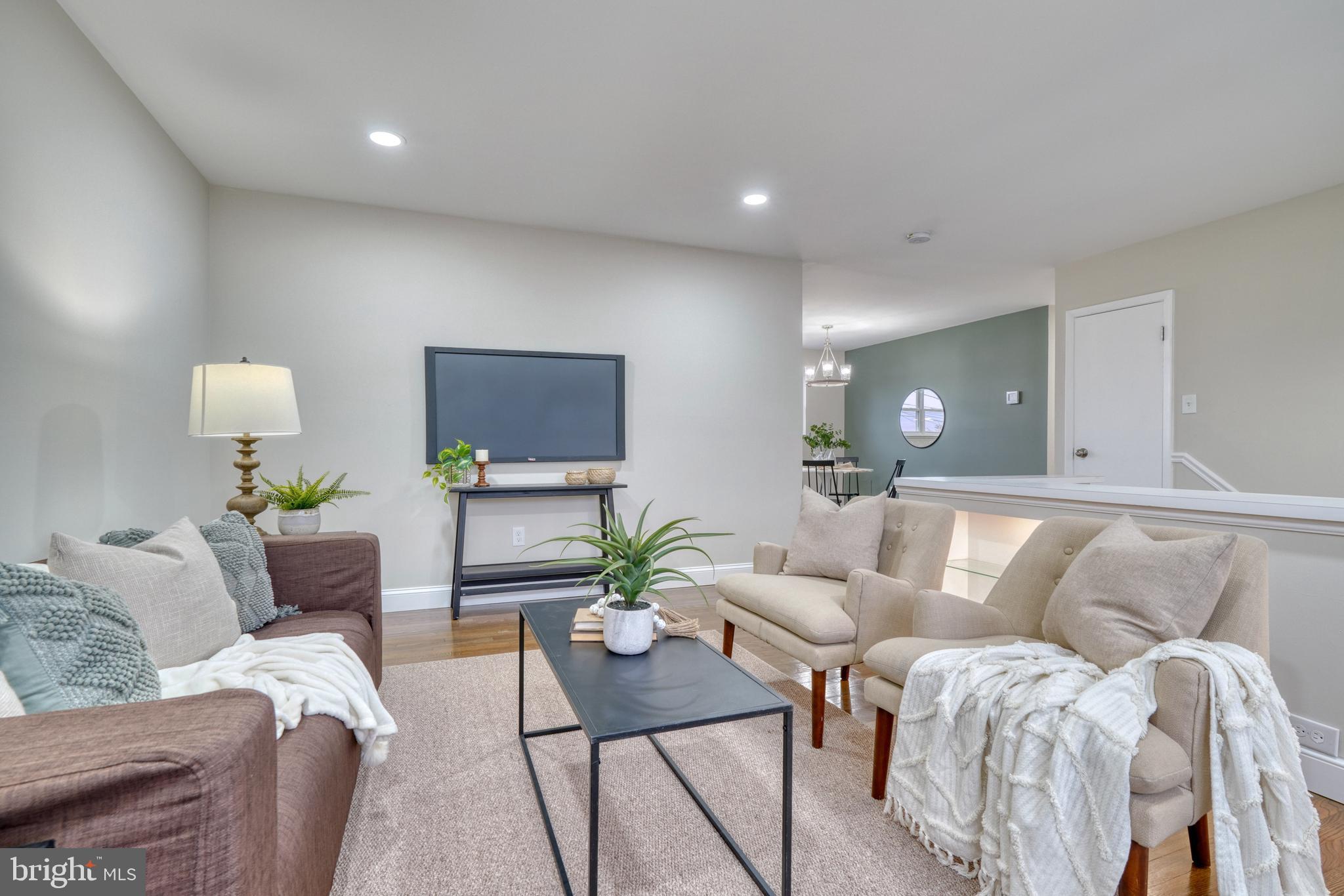 WESTVIEW PARK - Residential Lease