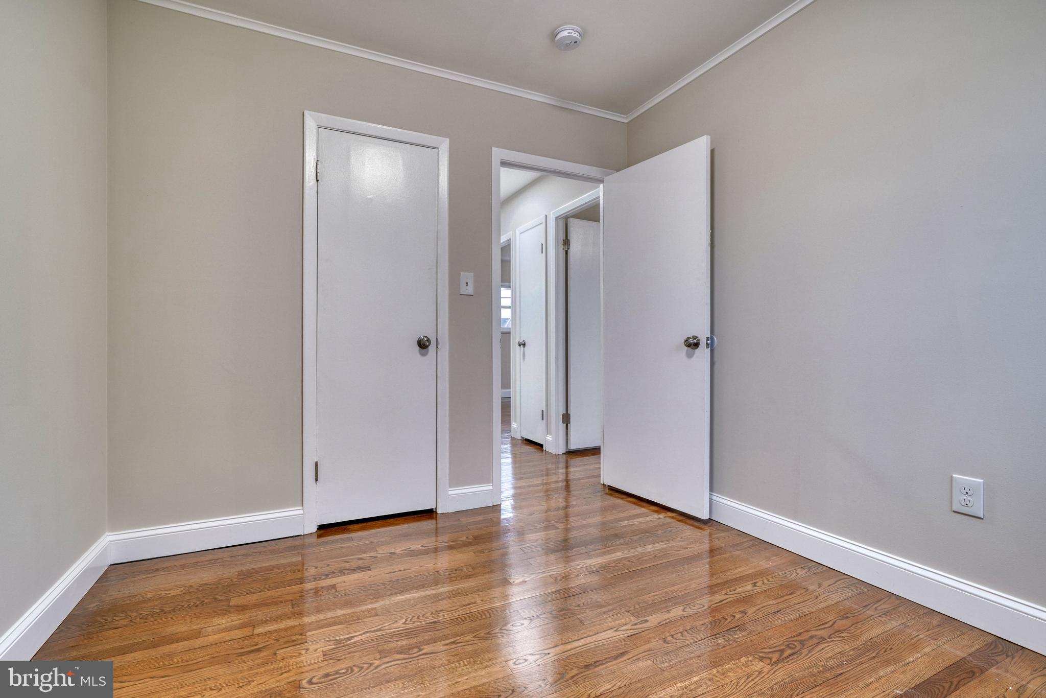 WESTVIEW PARK - Residential Lease