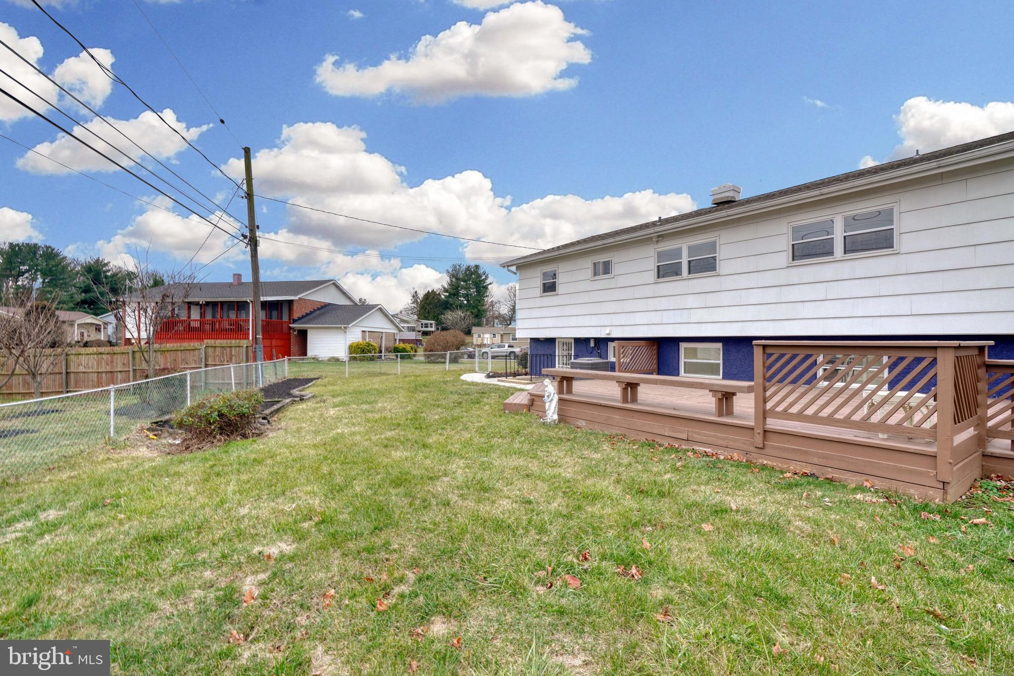 WESTVIEW PARK - Residential Lease