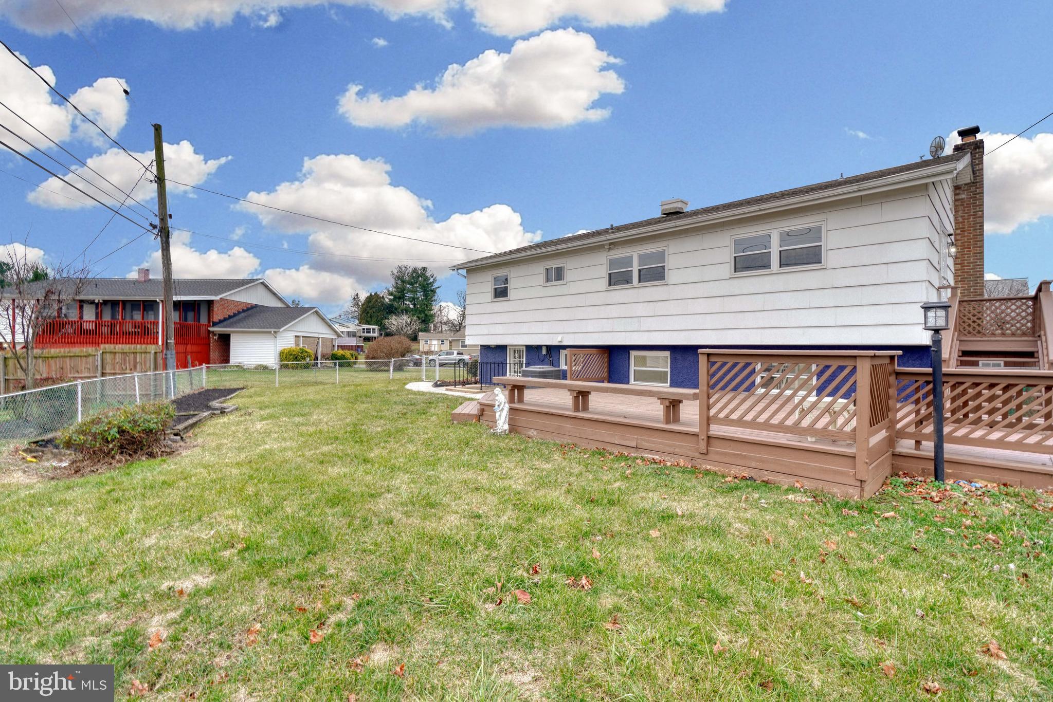 WESTVIEW PARK - Residential Lease