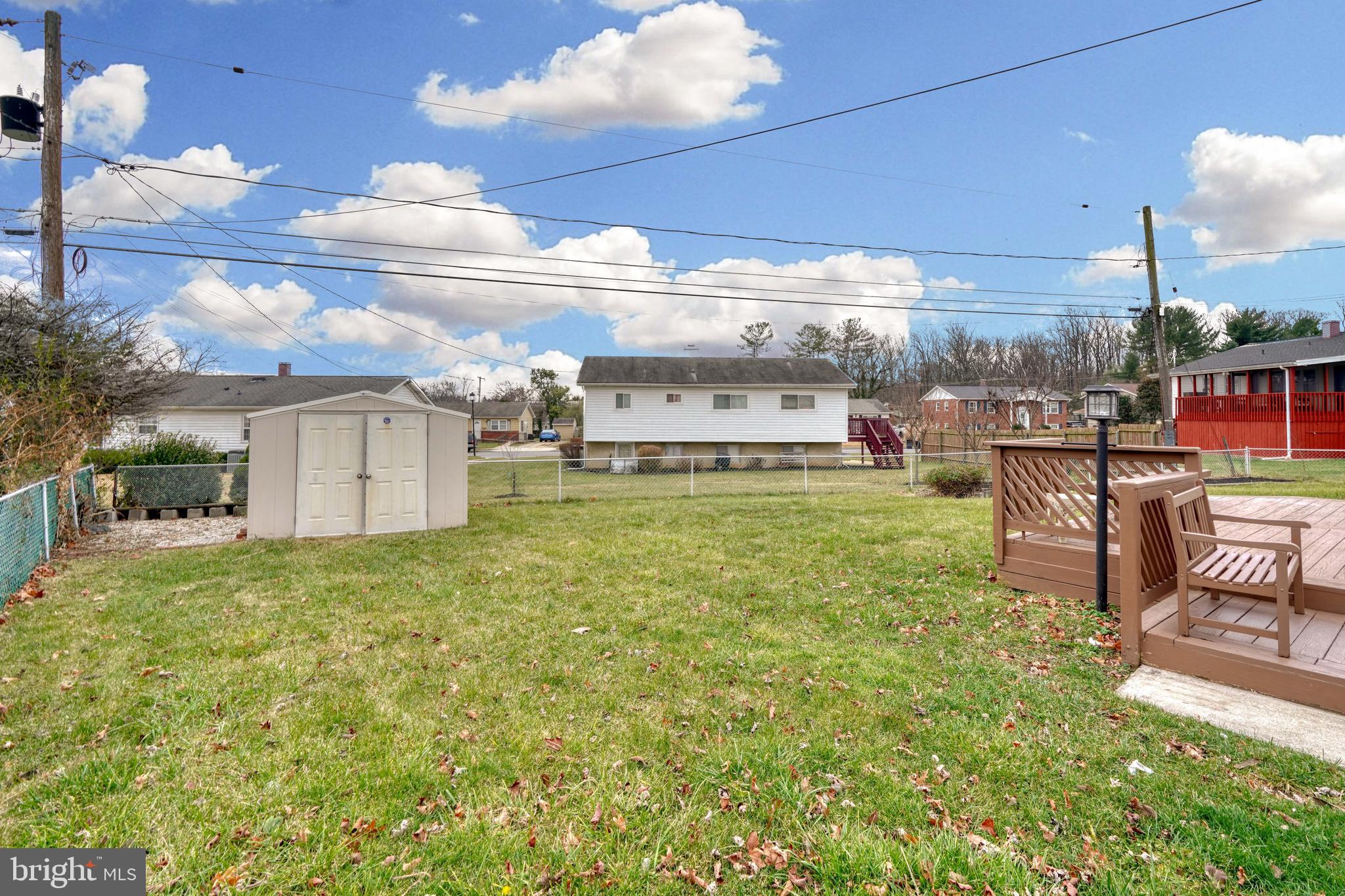 WESTVIEW PARK - Residential Lease