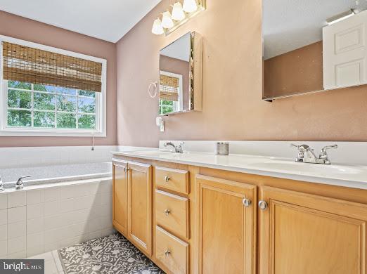 HAPPY CREEK KNOLLS - Residential