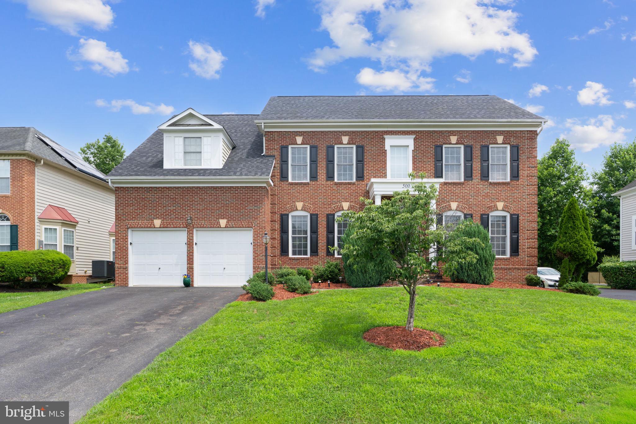 500 ASHAWAY LANE