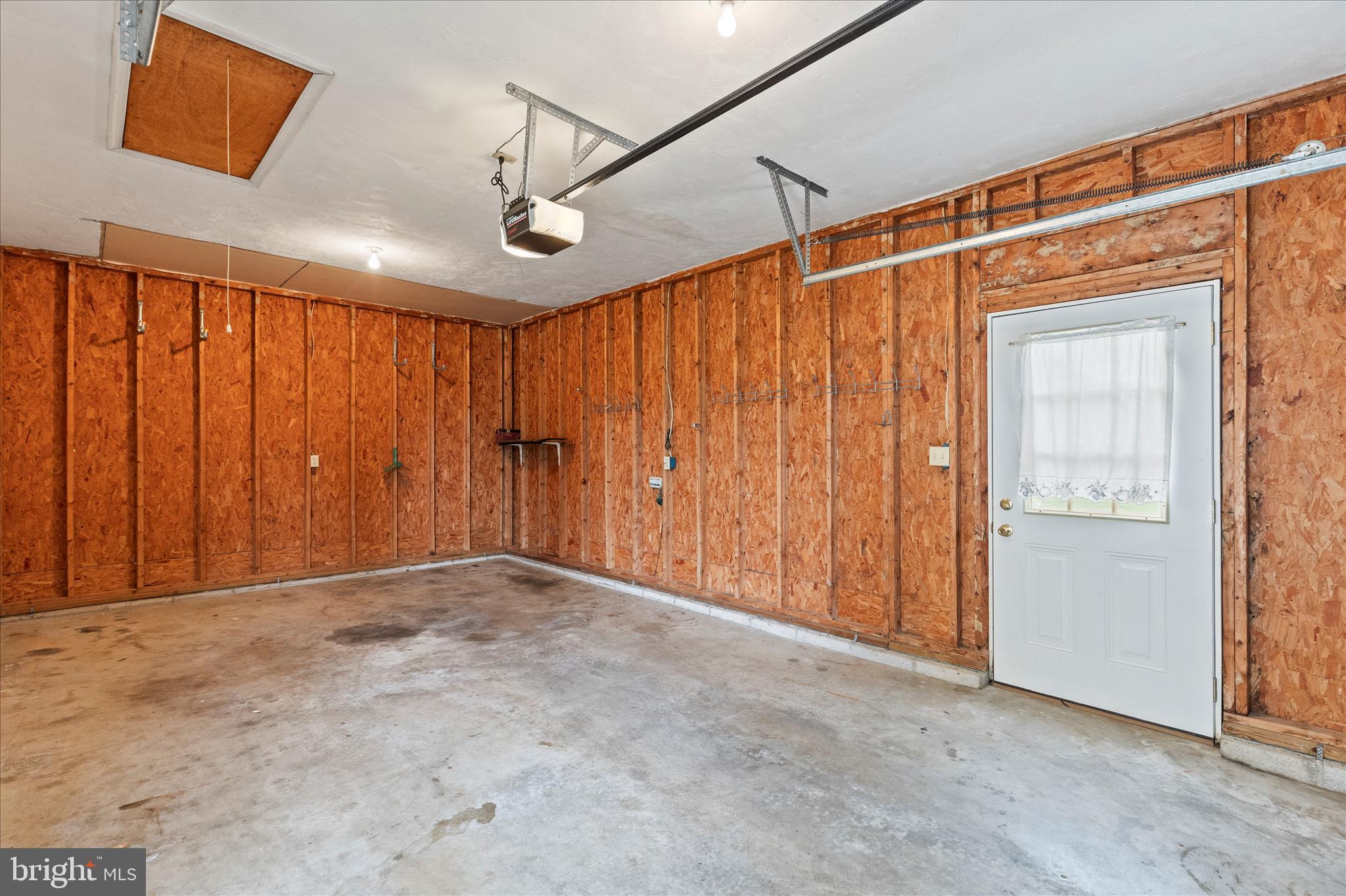 MEADOWVIEW - Residential