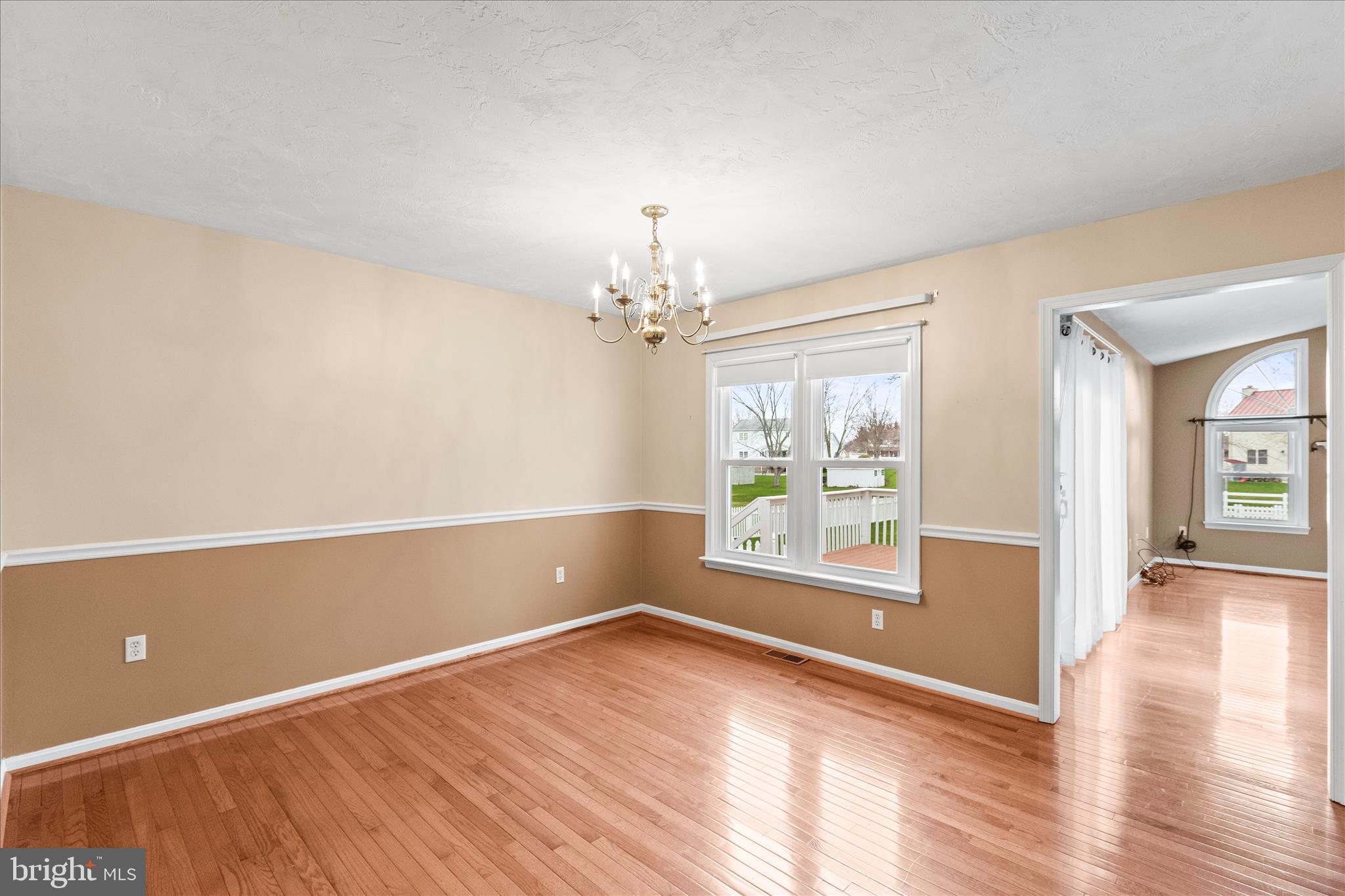 MEADOWVIEW - Residential