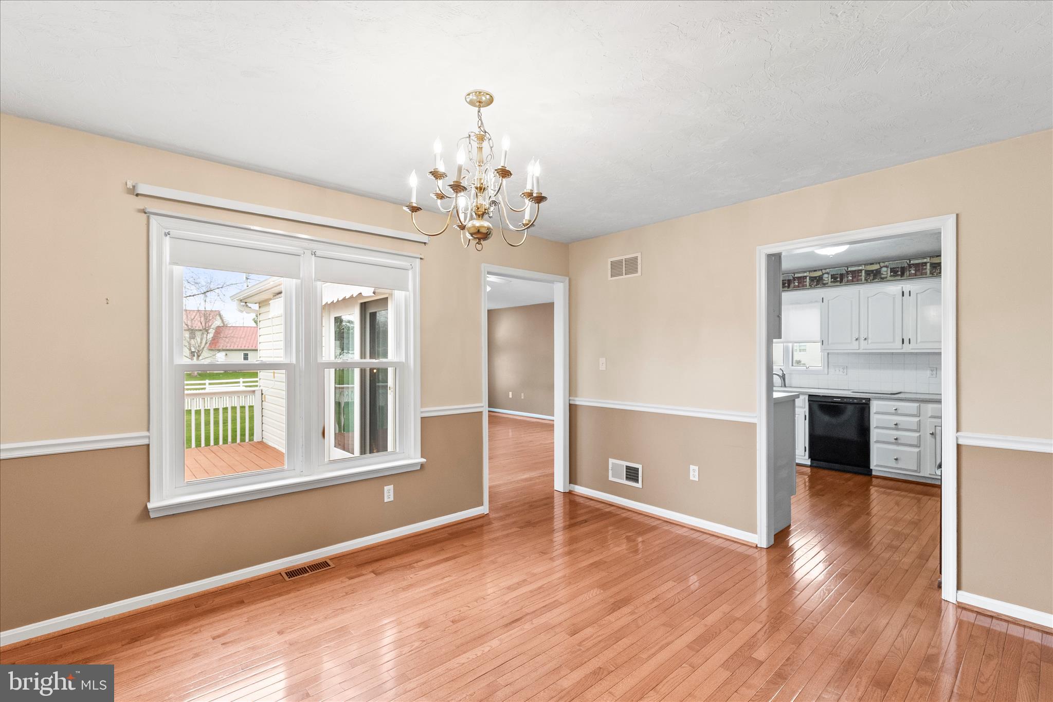 MEADOWVIEW - Residential