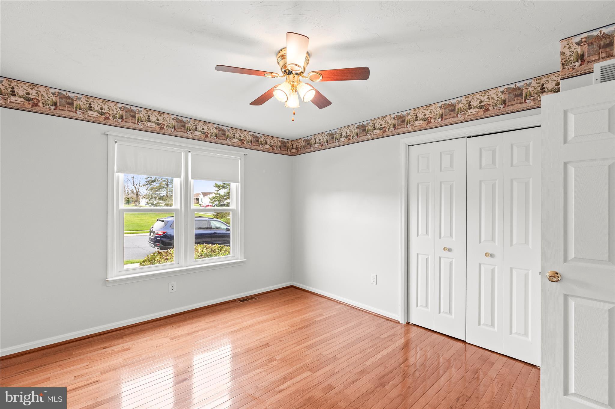 MEADOWVIEW - Residential