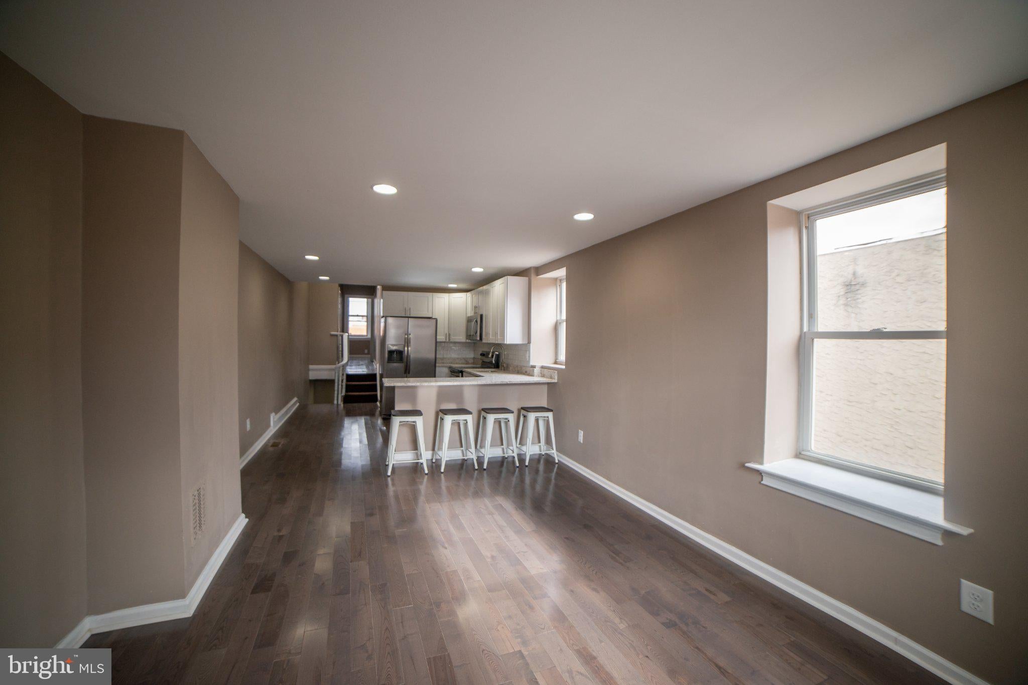 1418 W DIAMOND STREET 2
