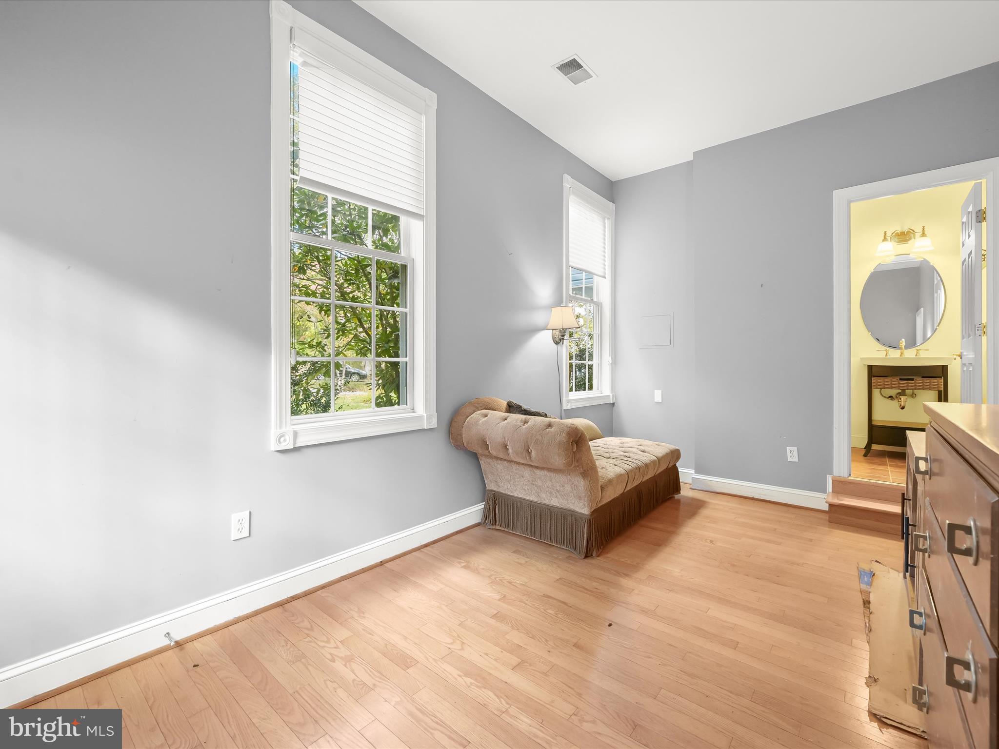 HIGHLAND - Residential