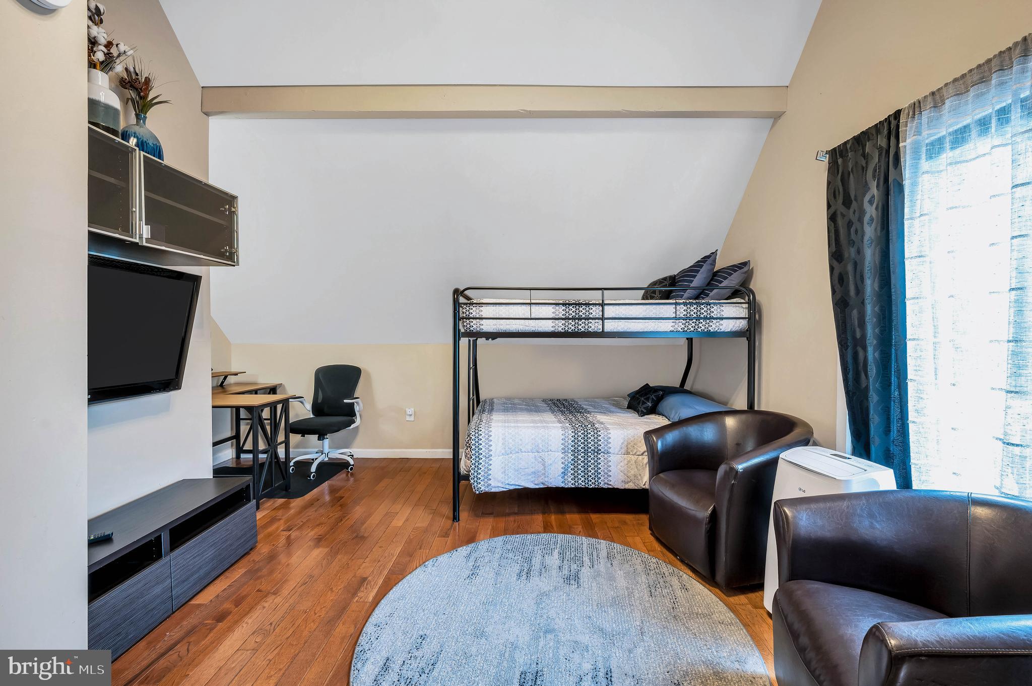 POCONO COUNTRY PLACE - Residential