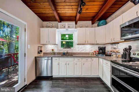 Tiny photo for 7381 Ventnor Dr, TOBYHANNA, PA 18466 (MLS # PAMR2005756)