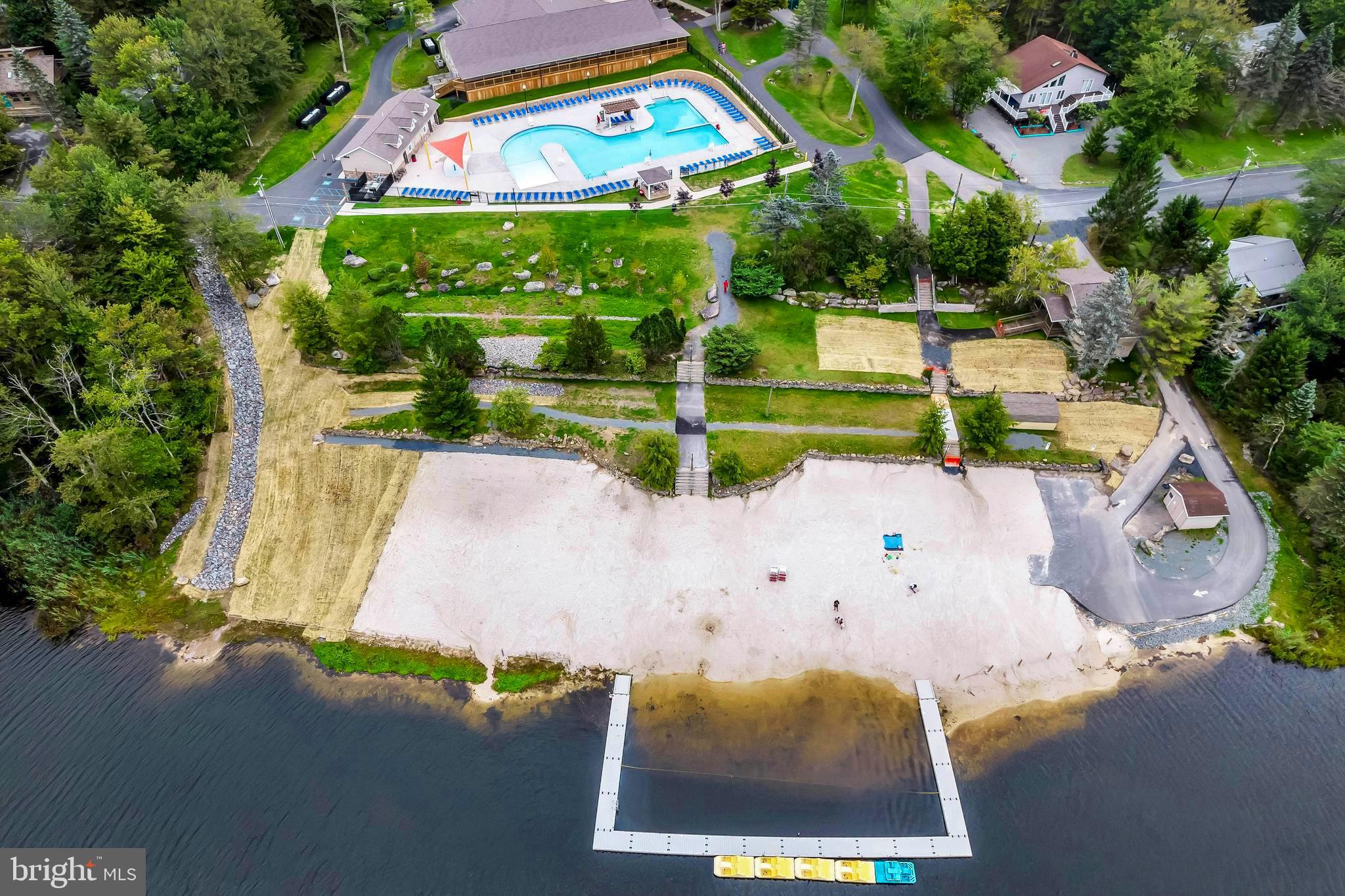 POCONO COUNTRY PLACE - Residential