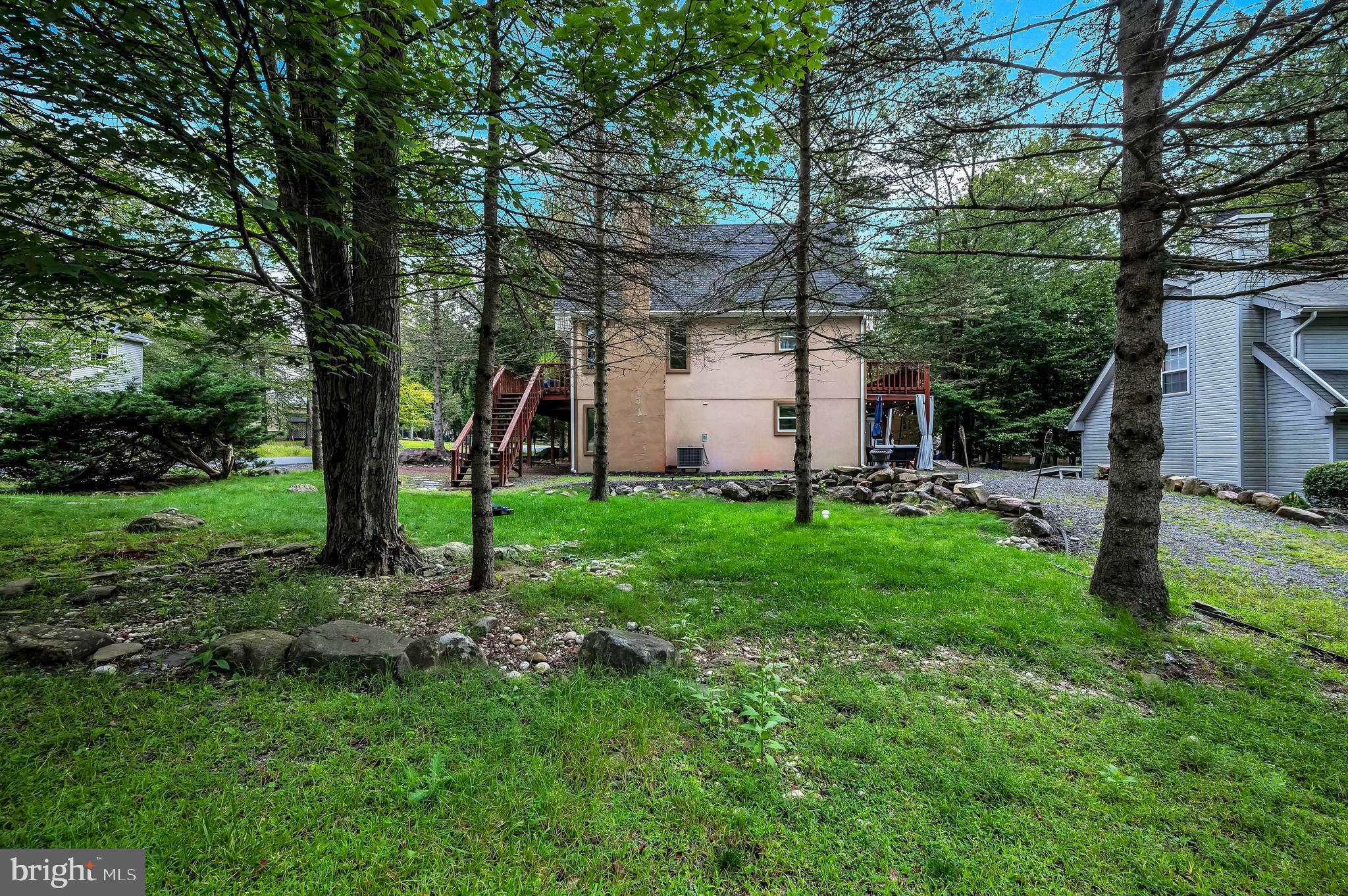 POCONO COUNTRY PLACE - Residential