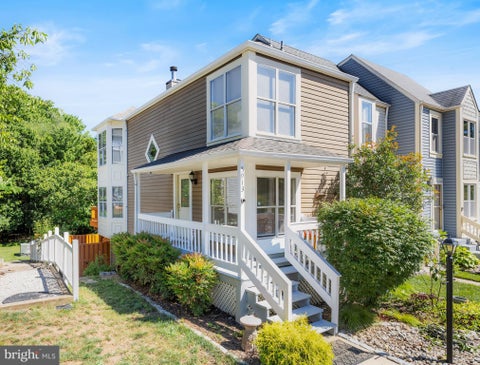 Photo of 5913 Dungeness Lane, ALEXANDRIA, VA 22315 (MLS # VAFX2323116)