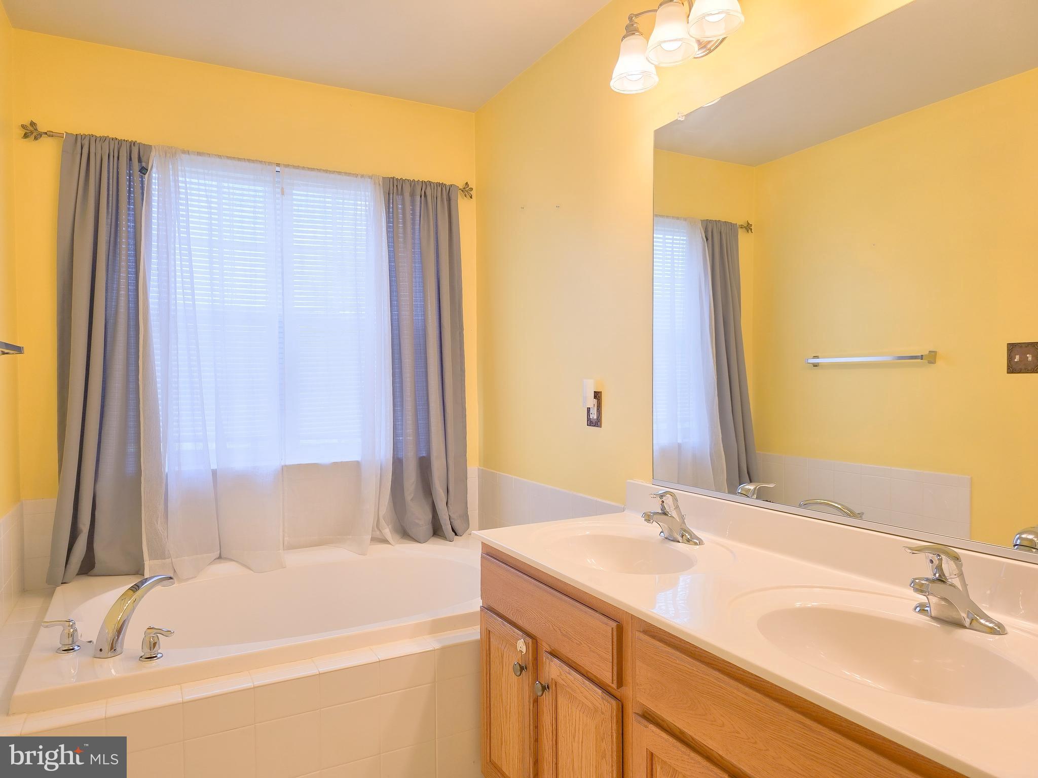 BROOK MEADOW - Residential Lease