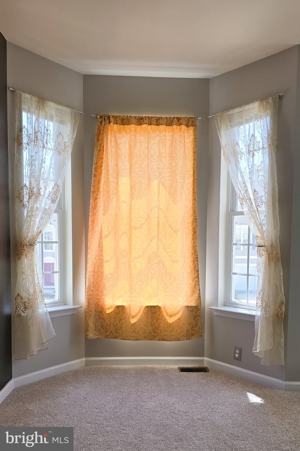 BROOK MEADOW - Residential Lease