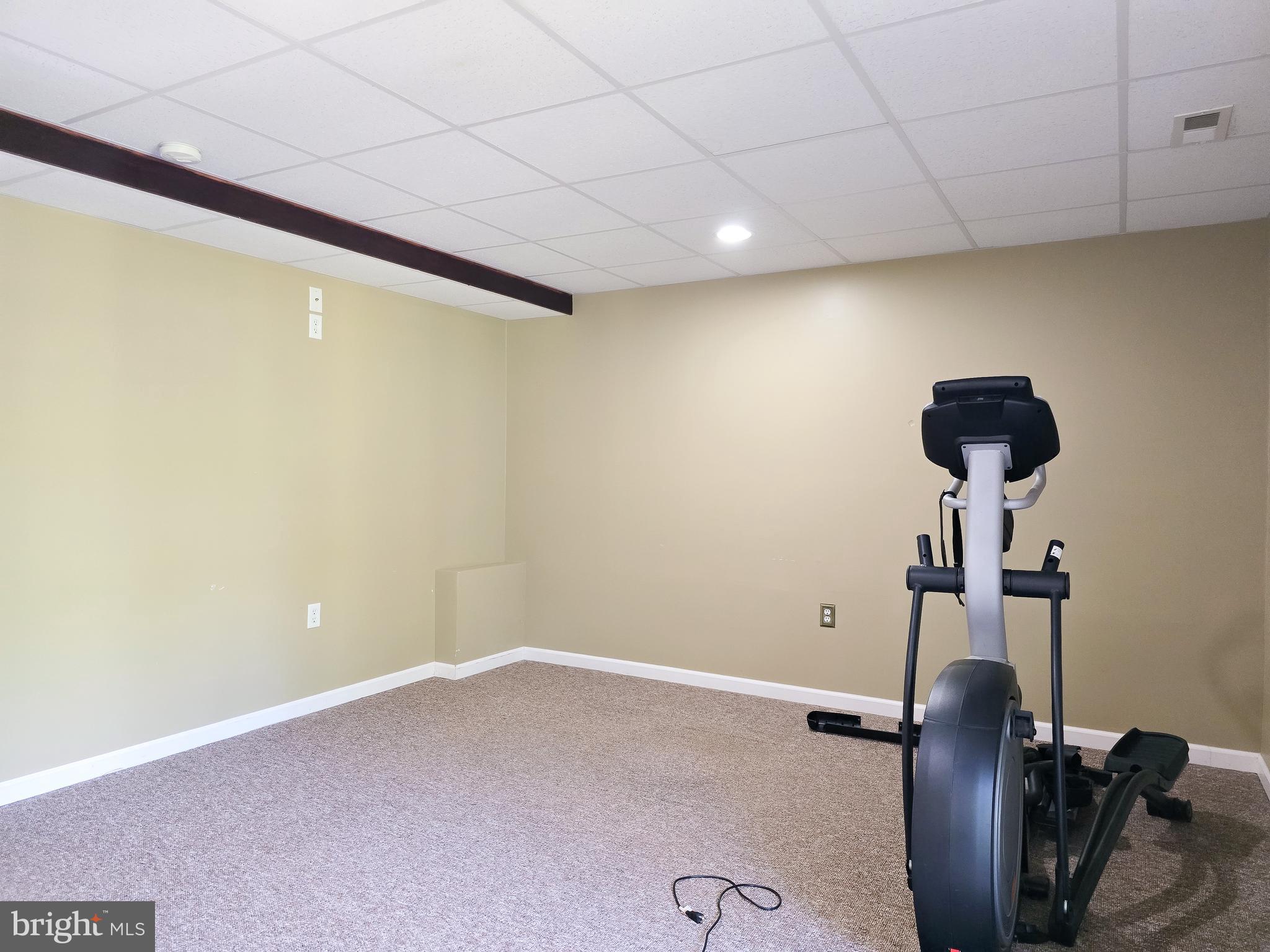 BROOK MEADOW - Residential Lease