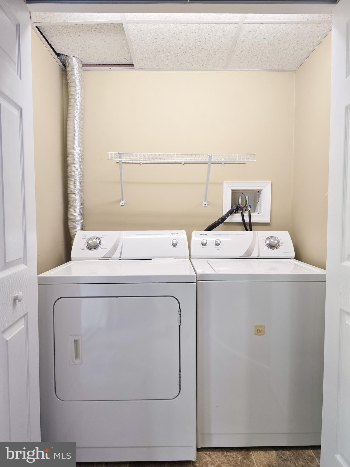 BROOK MEADOW - Residential Lease