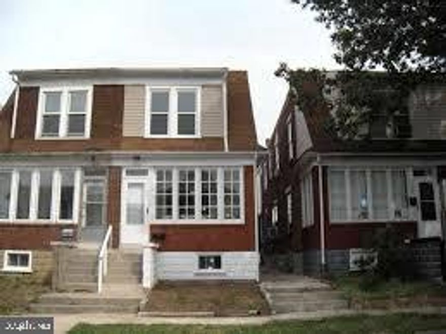 Nice semi-detached home w/ 3 bedrooms & 1 bath. Open Floor Plan, Large Sun room, Hardwood Floors, Fenced Yard.  New Paint, Flooring, Plumbing, Updated Appliances.  Make this Your Home Today!