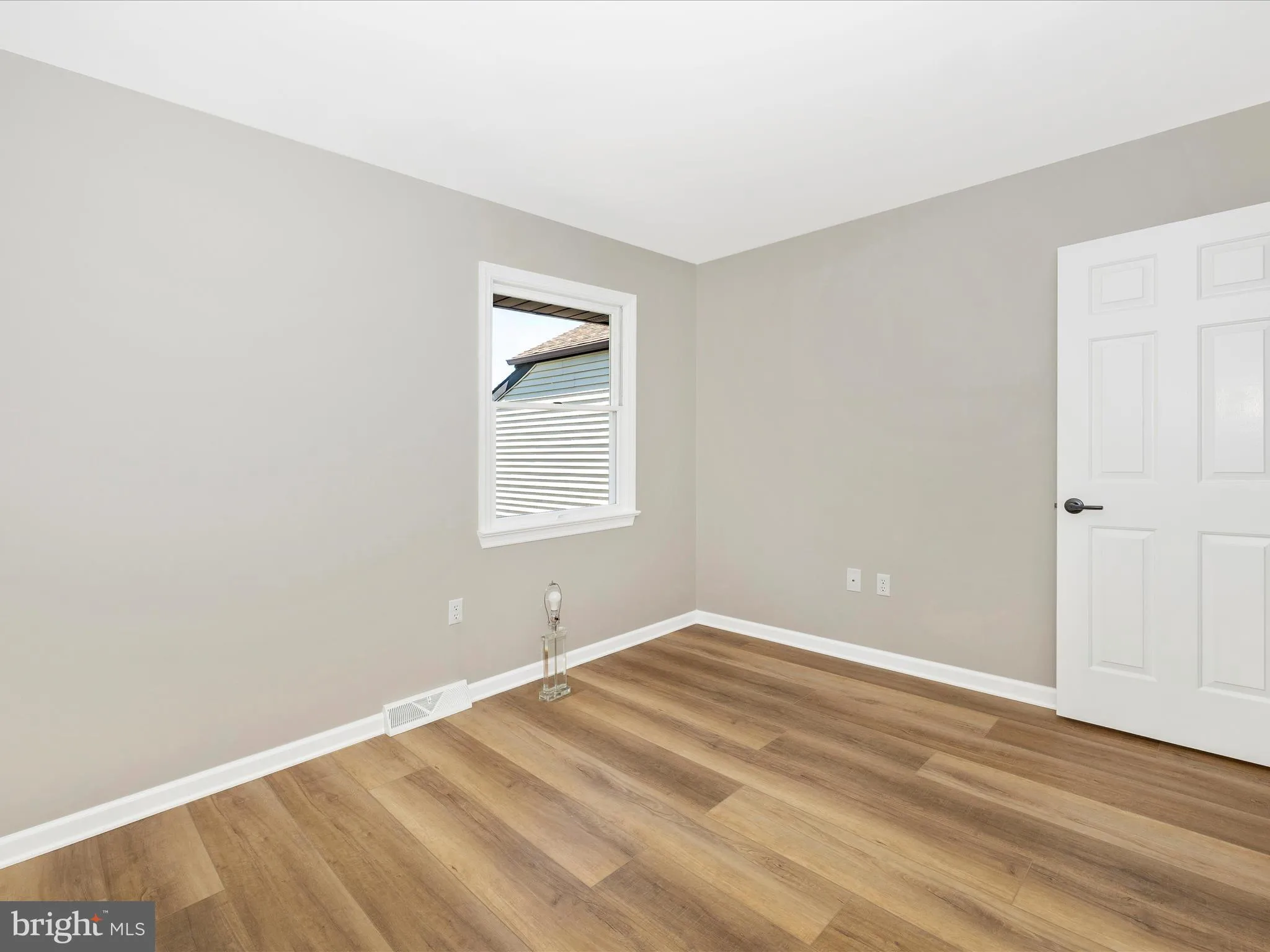 Williamsport, Maryland 21795, United States, 2 Bedrooms Bedrooms, ,1 BathroomBathrooms,Residential,Pending,119035