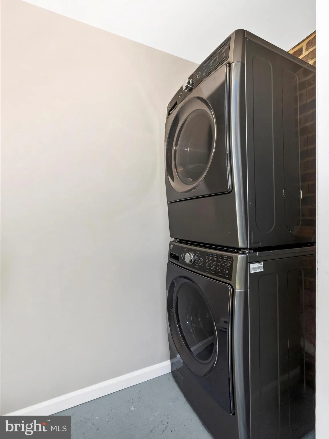 Williamsport, Maryland 21795, United States, 2 Bedrooms Bedrooms, ,1 BathroomBathrooms,Residential,Pending,119035