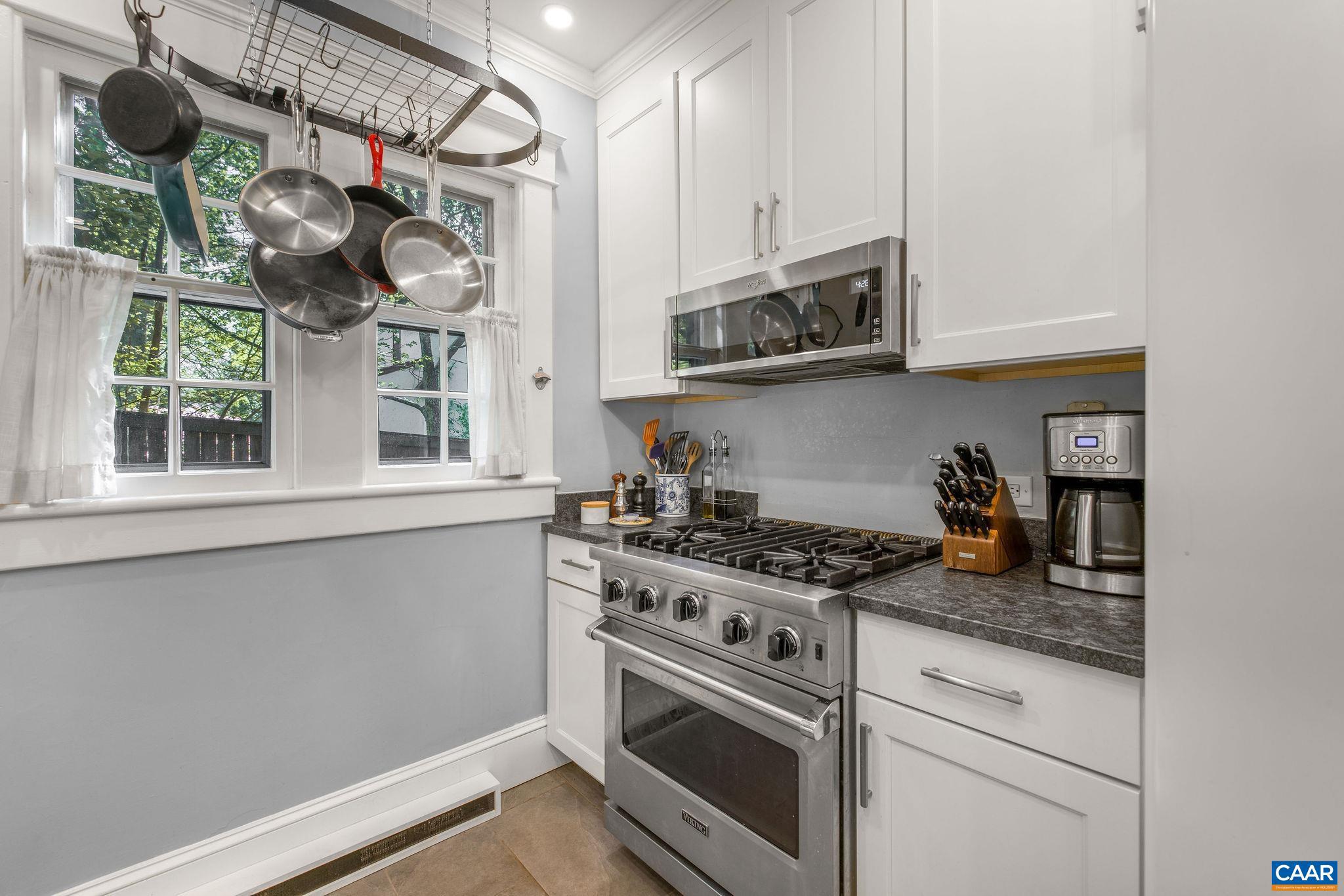 JEFFERSON PARK - Residential