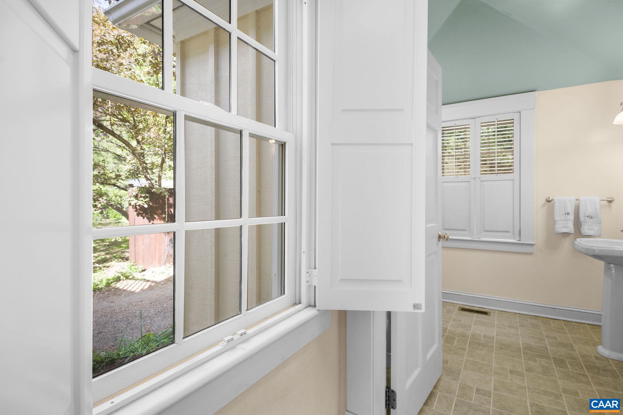 JEFFERSON PARK - Residential