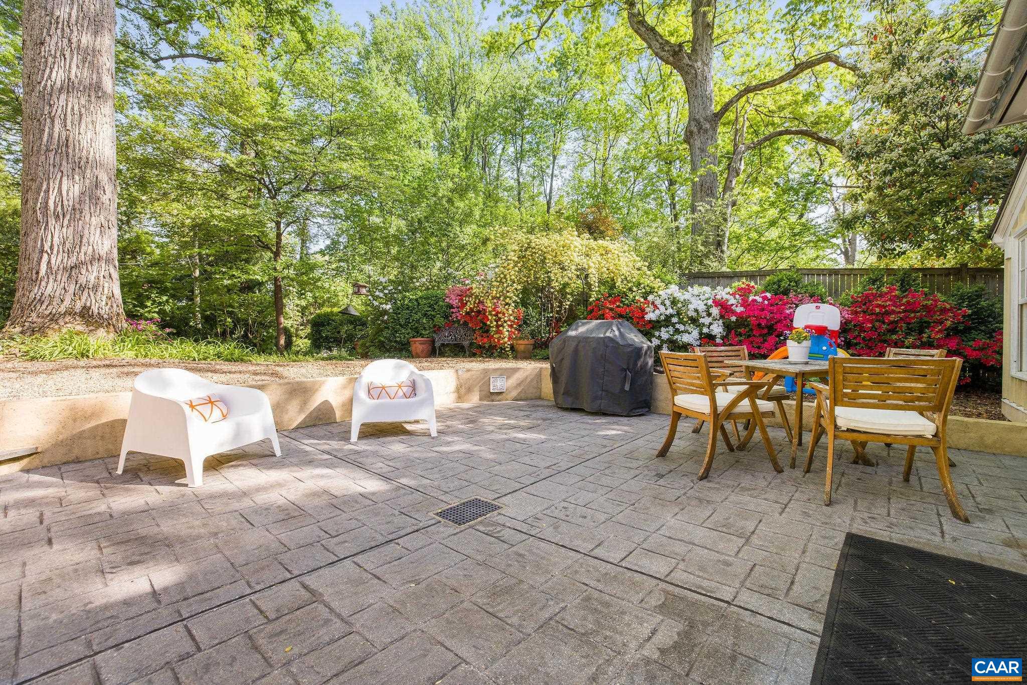 JEFFERSON PARK - Residential