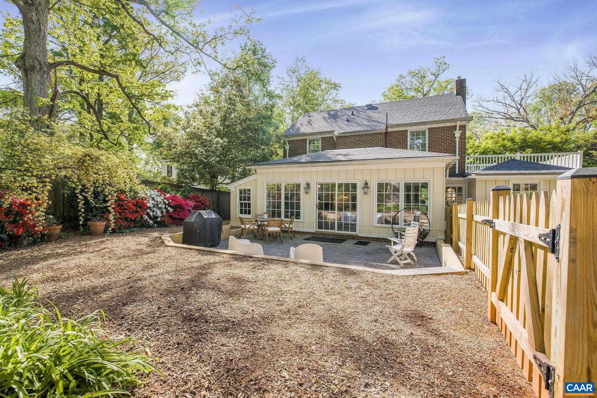 JEFFERSON PARK - Residential