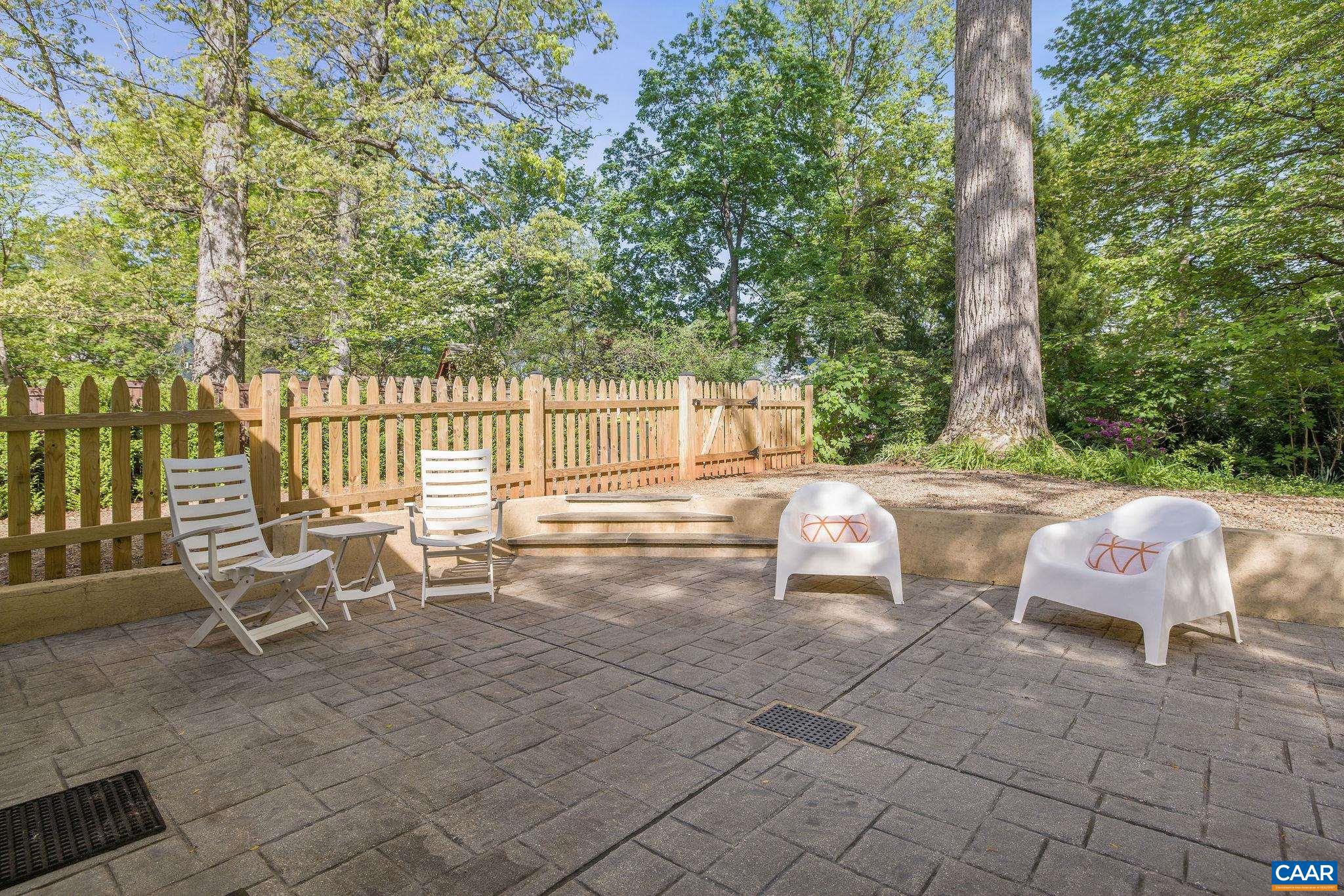 JEFFERSON PARK - Residential