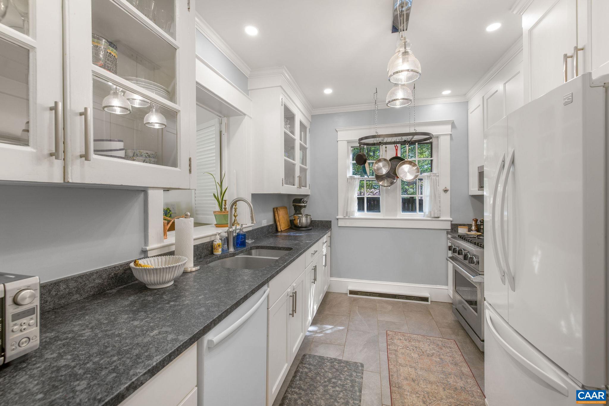 JEFFERSON PARK - Residential