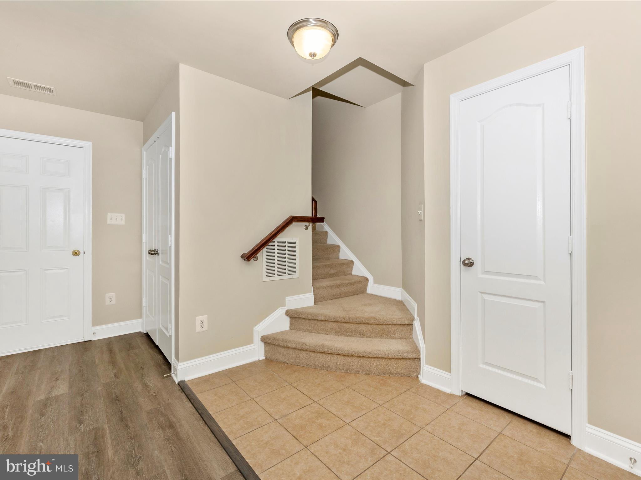 12712 HORSESHOE BEND CIRCLE