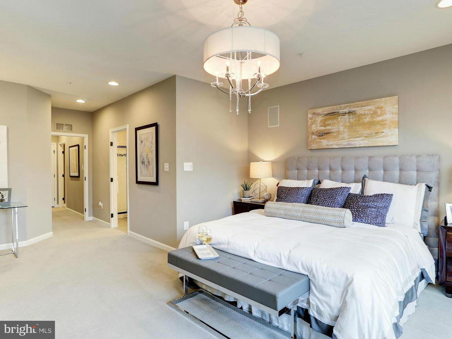 EDITORS PARK - Residential